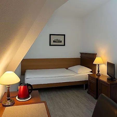 Hotel Am Ratshof 3*