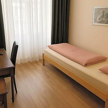 Hotel Am Ratshof 3*